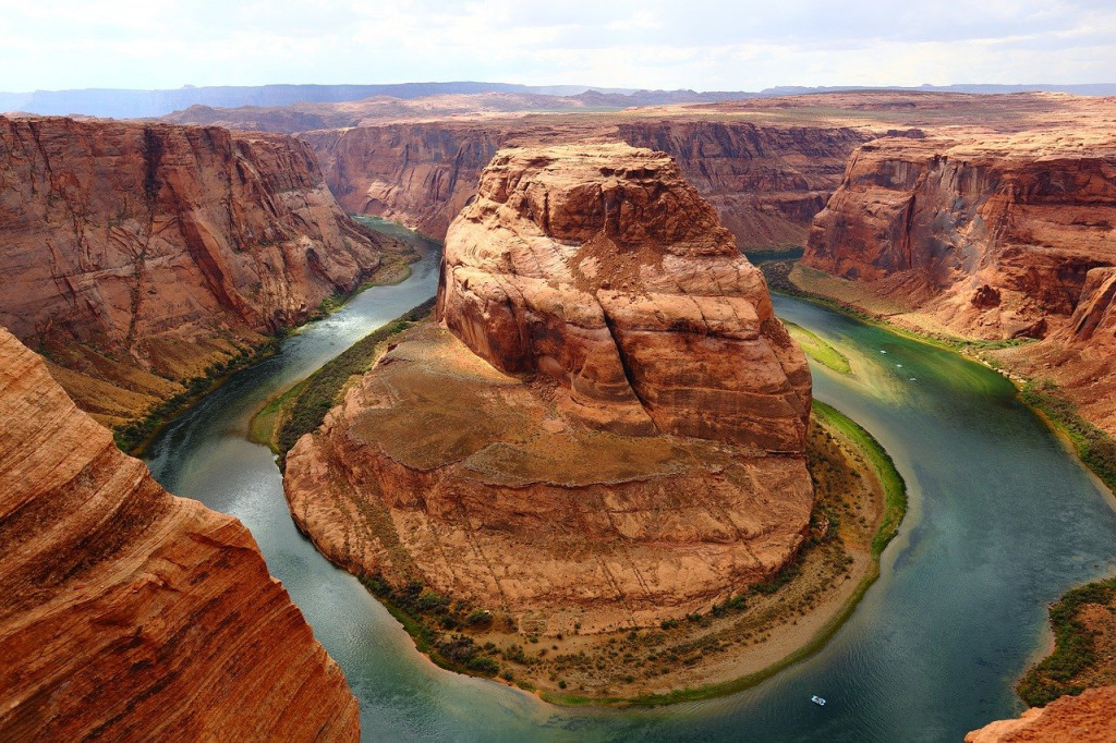 horseshoe-bend