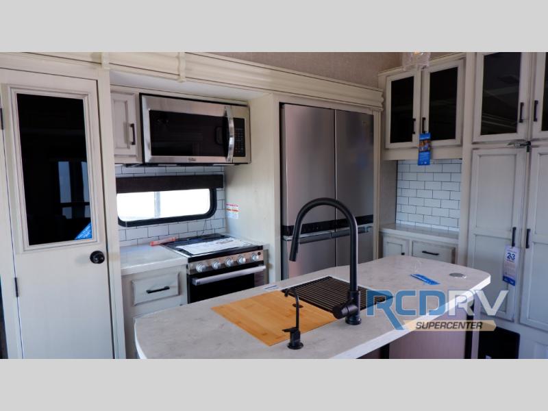 RVs with Outdoor Kitchens